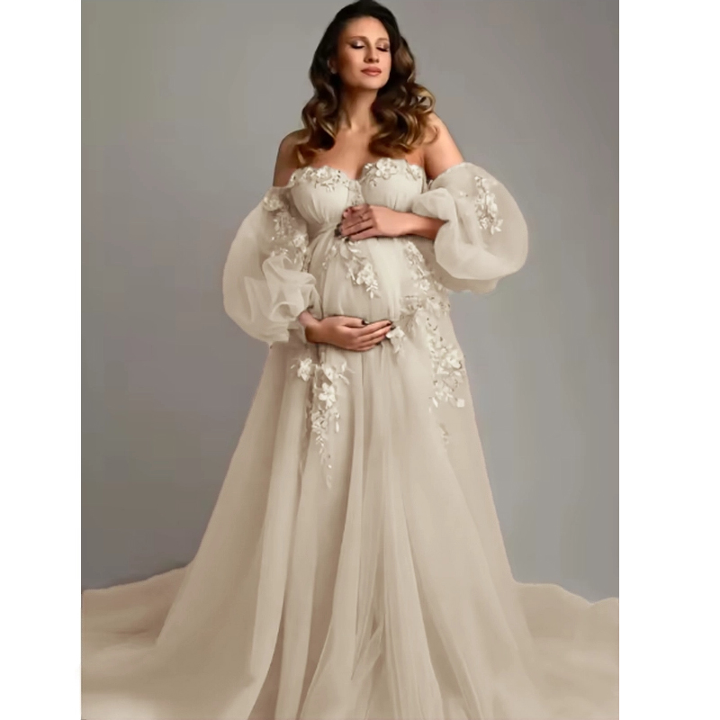 Hand-Finished Maternity Gown - - Baby Clothing Embroidery 评论和价格